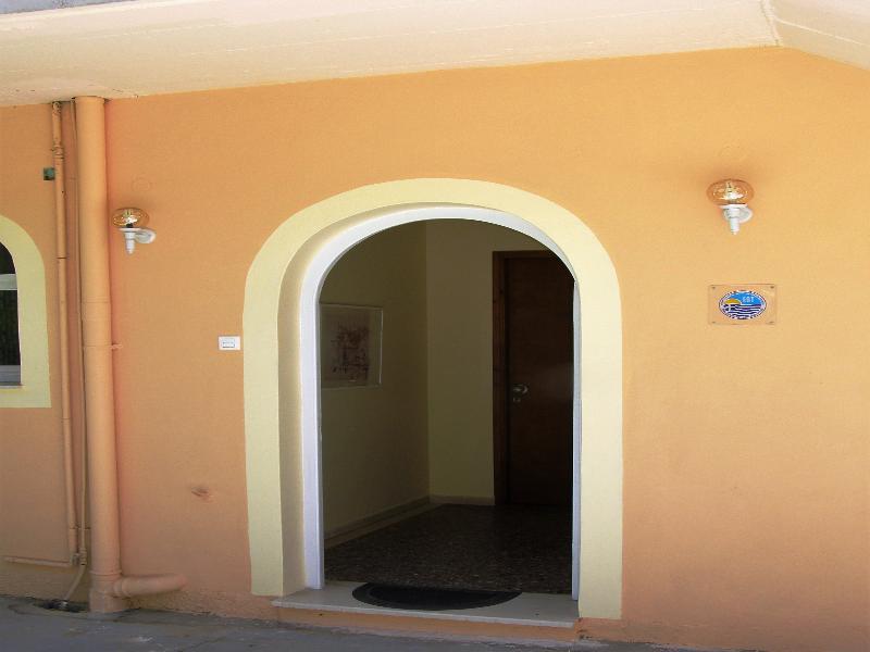 Apostolos & Eleni Family Apartments Perama  Dış mekan fotoğraf