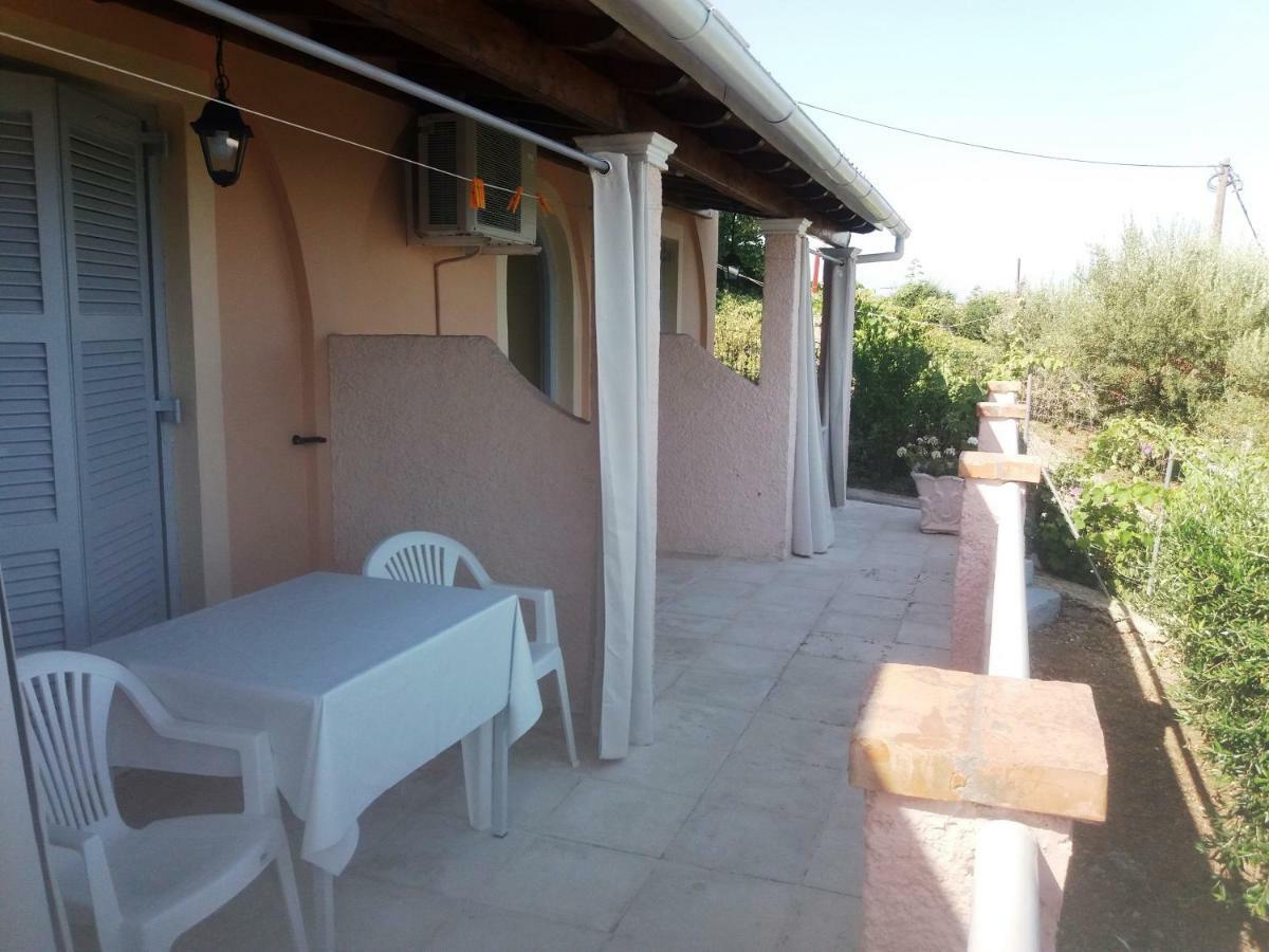 Apostolos & Eleni Family Apartments Perama  Dış mekan fotoğraf