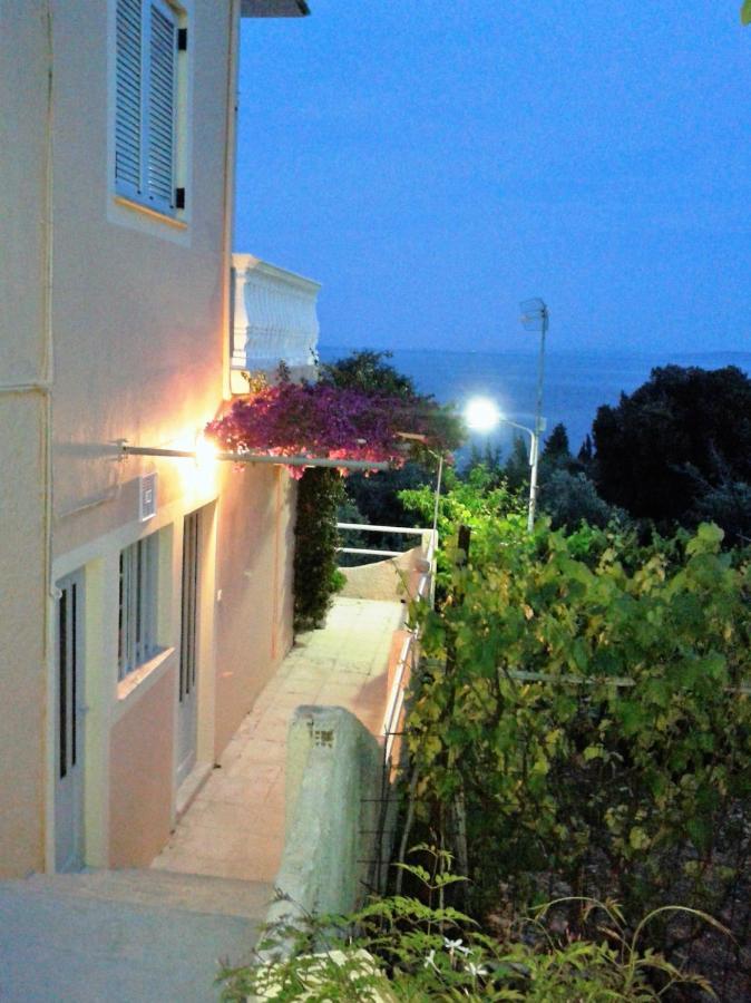 Apostolos & Eleni Family Apartments Perama  Dış mekan fotoğraf
